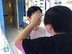 -提一眼镜·蔡司·依视路(小寨店)