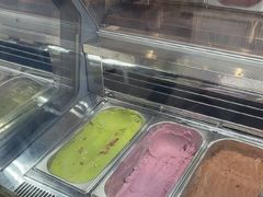 -极拉图·现制冰淇淋(大卫城店)