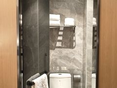 -丽辰酒店(深圳翻身地铁站店)