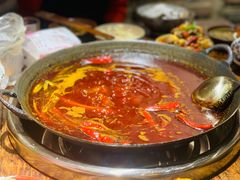 -四小区火锅·巷子里的重庆火锅(花照壁店)