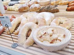 -焙丽拾光(麦凯乐直营店)