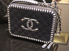 -CHANEL(恒隆广场店)