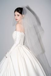 -雪中彩影婚纱摄影·微光艺术中心