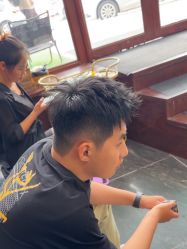 -绅仕門男士理发馆
