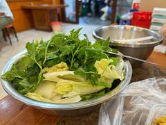 -黄利砖万峰林布依特色酸笋牛肉馆