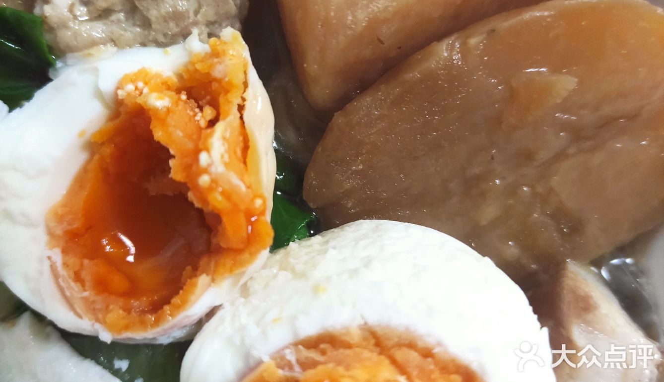 满满的一大碗可以吃很饱，如果早晨起的不是太早的话