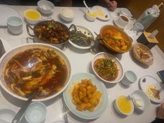 -峨嵋小镇·川菜(勒泰中心店)