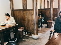 -聚汇三少·龙虾·中餐厅(莫邪路新天地店)