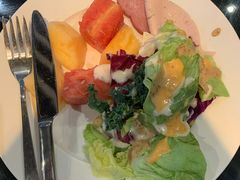 -筠咖啡西餐厅(上海国展宝龙丽筠酒店)