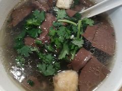 鸭血粉丝汤-佬钱湾仔(衣裳街店)