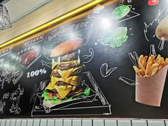 -牛纽塔·牛人堡(群众路店)