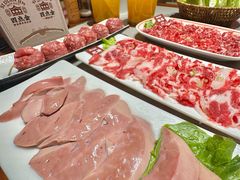 -四点金粥底火锅(沂州里店)