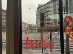 -有红鸡毛店·川菜(建设路店)