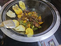 -东北铁锅炖鱼·大鹅·小鸡·排骨(五塔寺广场店)