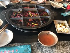 -疯狂的筷子老灶九宫格火锅