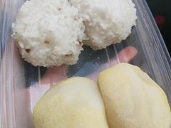 糍毛团-沈大成(南京东路店)