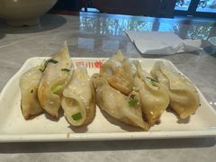 牛肉鍋貼-小姜锅贴(凤凰街店)