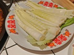 -旧街市鲜货老火锅(大光路店)