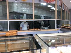 面包甜点陈列柜-六贤记(文三店)