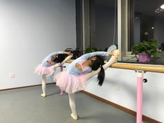 -舞研舞蹈培训(魏公村校区)