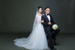 -挪娅婚纱摄影皇家会所