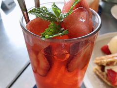 -ROAST coffee & eatery