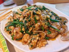 -肥肥虾庄·金牌油焖大虾(沙湖店)