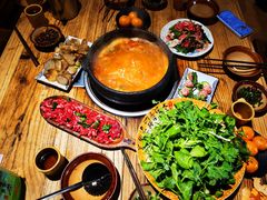 -贵厨酸汤牛肉(花果园国际中心店)