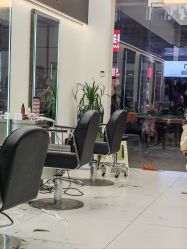 -乾健·烫染·接发SALON
