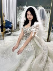 -莫小姐婚纱