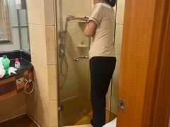 -武汉五月花大酒店(武昌火车站中南路地铁站店)