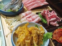 -明洞阿姨·韩式酱蟹烤肉·创意料理(三元桥店)