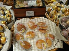 -苹果花园(龙漕路店)