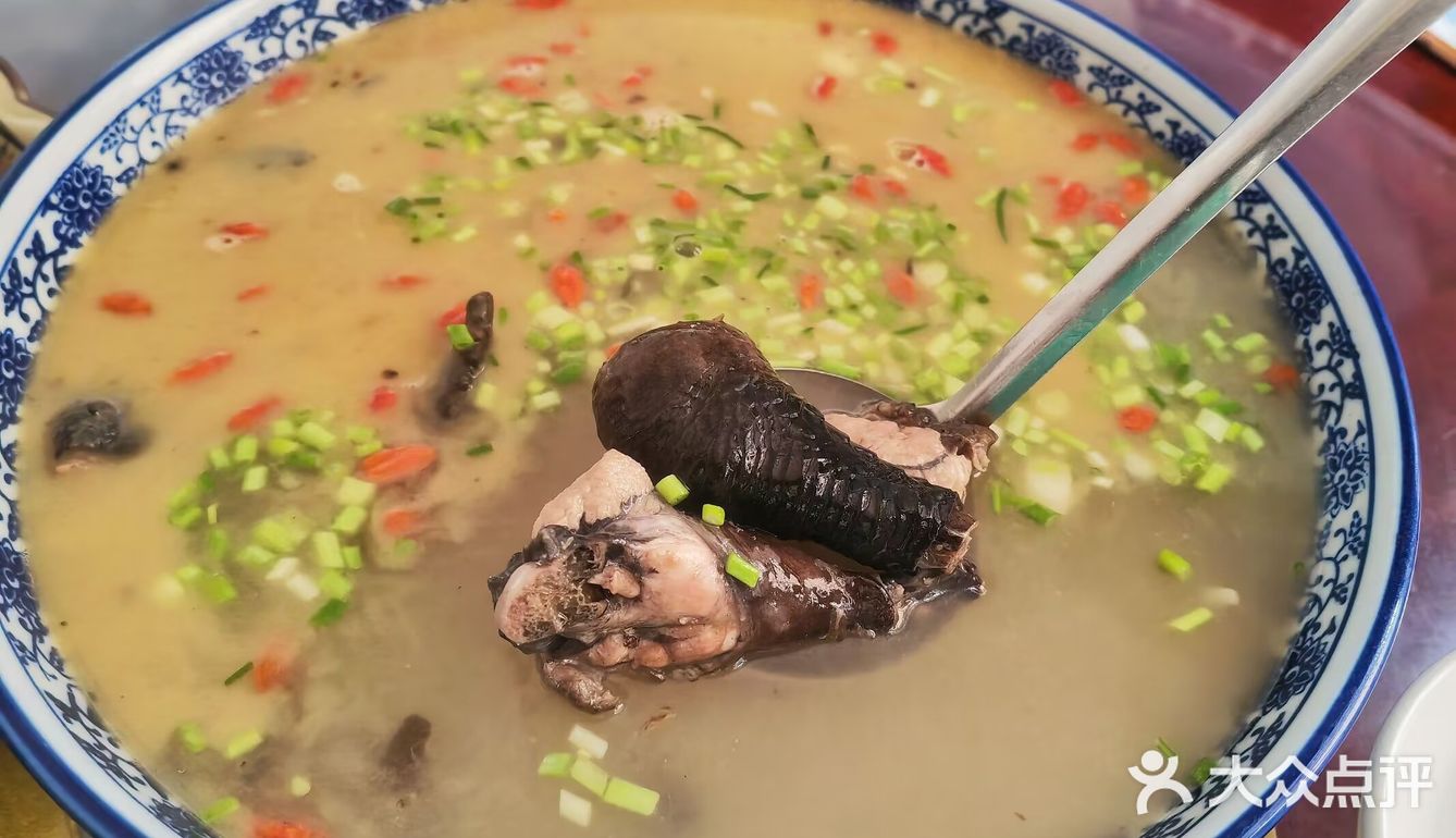 乡味美食游