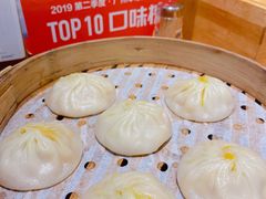 蟹黄鲜肉小笼包-苏堂阳春面•九年庆(北京路天河城店)