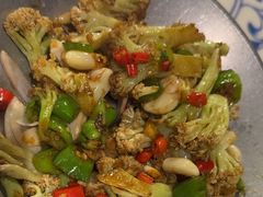 -卢大鲜鱼头捞饭(美利广场店)
