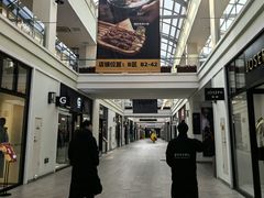 -斯普瑞斯奥特莱斯