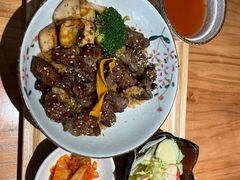 -POKEE VIA&Brunch·维娅(重庆来福士店)