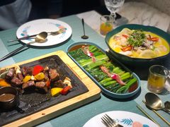 -蜜桃花开·中西融合菜E&W(南长街店)