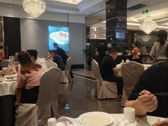 -万龙洲海鲜(大兴绿地缤纷城店)