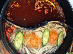 鸳鸯锅-钢管厂五区小郡肝火锅串串香(清河店)