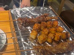 -烤满分·东北烧烤(首经贸店)