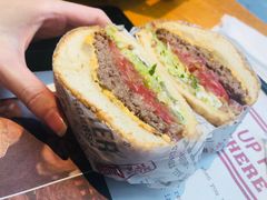 火烤双层牛肉特堡-The Habit Burger Grill 哈比特汉堡(复兴soho店)