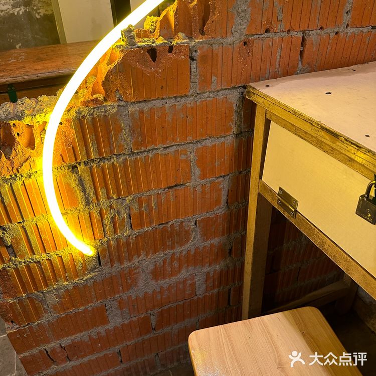 江南古镇的特色米线小店