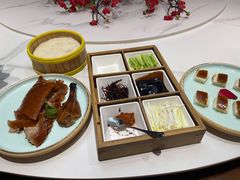 明湖烤鸭-鹊华居·地道鲁菜·海鲜·融合味(大明湖店)