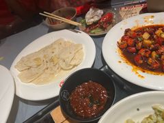 -肥肥虾庄·金牌油焖大虾(杨园滨江时代walk店)