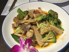 -美奈小馆·越南料理(中航城君尚购物中心店)
