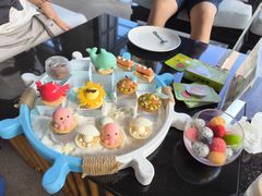 -亚龙湾喜来登·美景台大堂吧