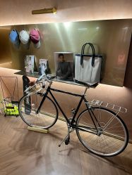 -优刻西服西装定制(金轮国际广场店)