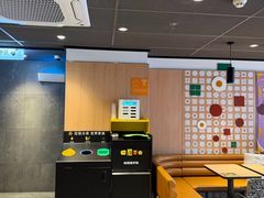 -麦当劳(徐汇漕溪北路百脑汇店)